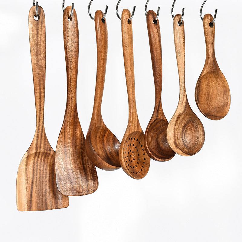 Ensemble d'ustensiles de cuisine en bois de teck comprenant cuillères, louche et spatules écologiques