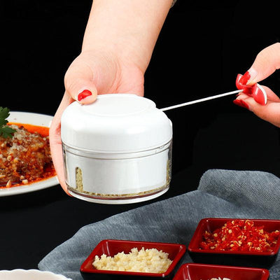 Coupe-légumes manuel Multifunction Food Chopper avec lame magnétique en acier inoxydable durable pour hacher fruits et légumes en cuisine